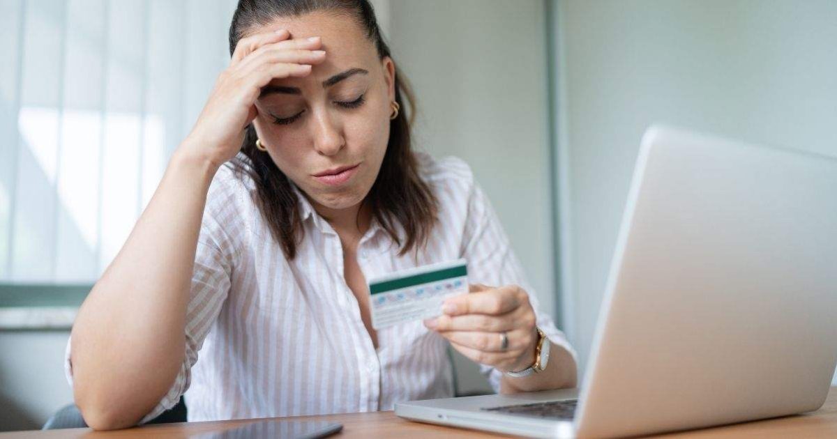 What To Do If Someone Uses Your Card For Online Purchases?